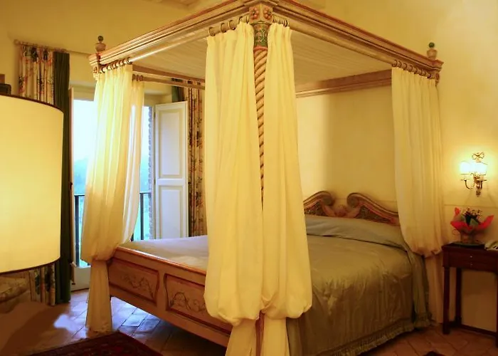 Tenuta Del Gallo Hotel *